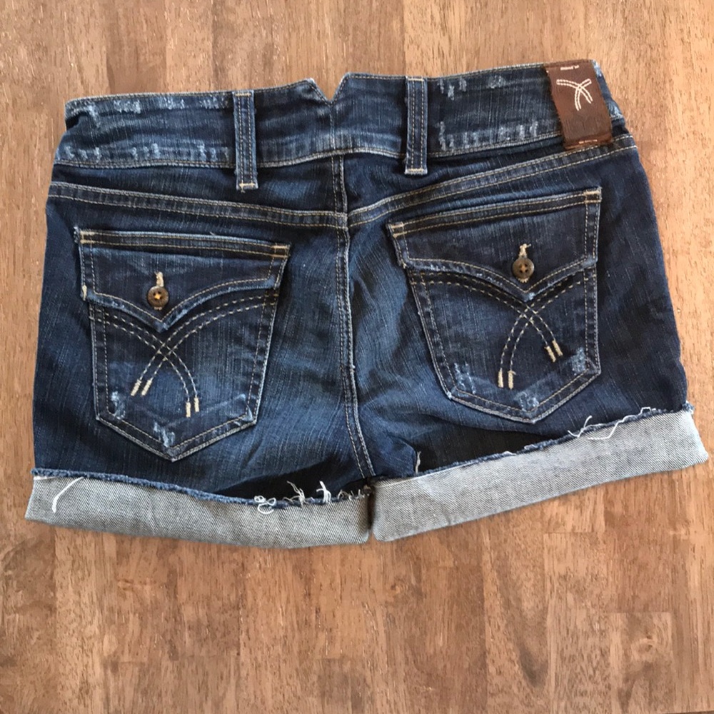Tag Shorts